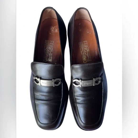 Salvatore Ferragamo Leather Moccasin Loafer Gancini Ornament Dress Shoes Size 10